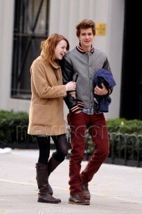 THE AMAZING SPIDER COUPLE?? Emma Stone and Andrew Garfield are seen taking a romantic stroll in New York City